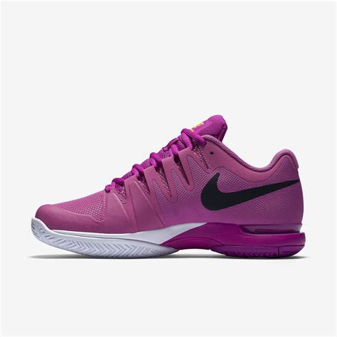 Nike tennis shoes for women